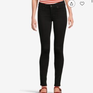 Levi’s Black 711 Skinny Denim Jeans